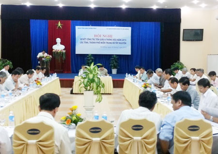 សន្និសីទអំពីការងារសាសនាដំបន់ភាគកណ្ដាល-Tay Nguyen។